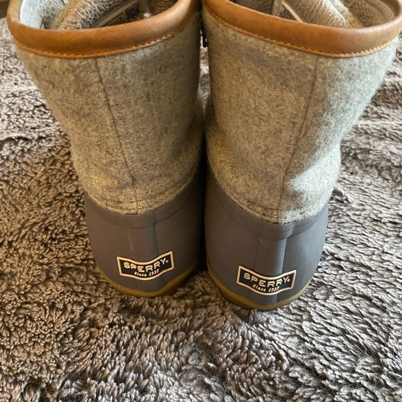 SPERRY TOP SIDER Women’s Wool Embossed Saltwater Duck Boots - Picture 6 of 10